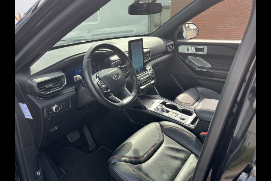 Ford Explorer 3.0 V6 EB PHEV ST-L.
