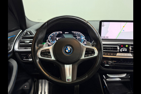 BMW X3 XDrive30e High Executive | M-Sport Shadow Line | LED | Pano | HUD | Sportstoelen