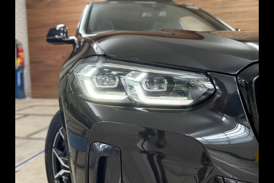 BMW X3 XDrive30e High Executive | M-Sport Shadow Line | LED | Pano | HUD | Sportstoelen