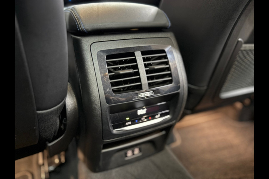 BMW X3 XDrive30e High Executive | M-Sport Shadow Line | LED | Pano | HUD | Sportstoelen