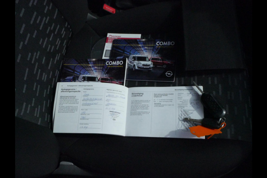 Opel Combo 1.3 CDTi L2H1 Sport Airco Inrichting