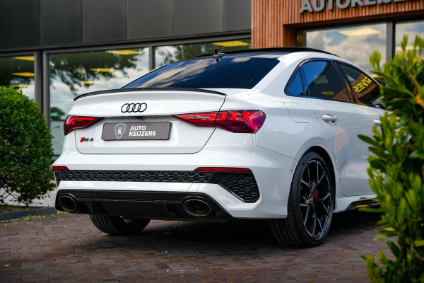 Audi RS3 Limousine 2.5 TFSI RS 3 quattro Panoramadak B&O HUD ACC Hulk Edition