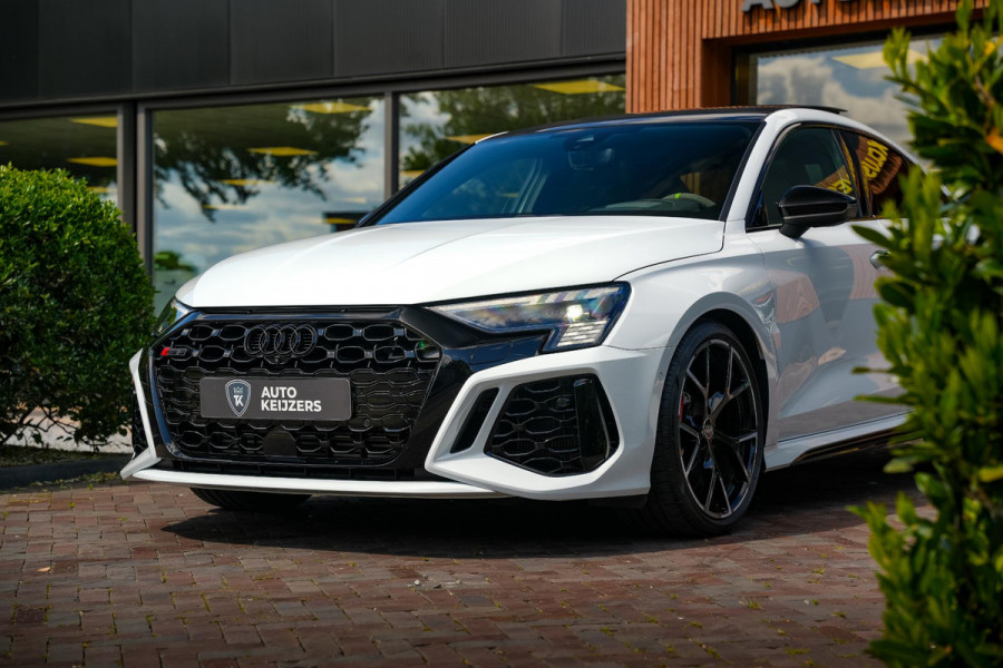 Audi RS3 Limousine 2.5 TFSI RS 3 quattro Panoramadak B&O HUD ACC Hulk Edition