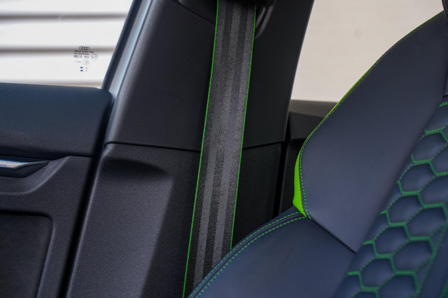 Audi RS3 Limousine 2.5 TFSI RS 3 quattro Panoramadak B&O HUD ACC Hulk Edition
