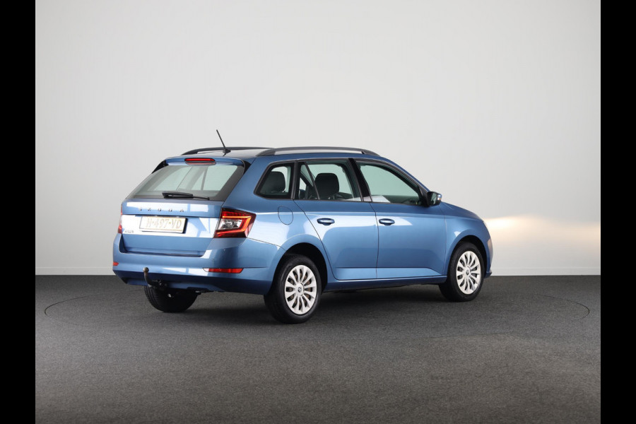 Škoda Fabia Combi 1.0 TSI Ambition 95pk | Trekhaak | Climatronic | Navigatie via App | Parkeersensoren achter