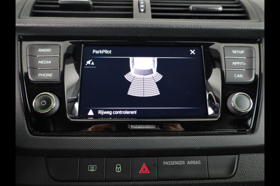Škoda Fabia Combi 1.0 TSI Ambition 95pk | Trekhaak | Climatronic | Navigatie via App | Parkeersensoren achter