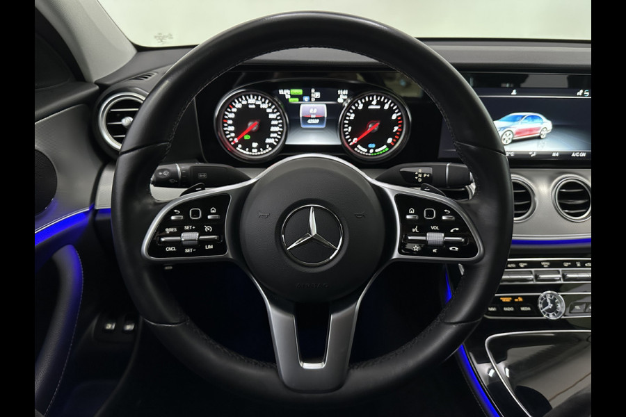 Mercedes-Benz E-Klasse 300 e 9MATIC Avantgarde Plug In Hybrid 320pk UNIEK 42.495km PHEV | Trekhaak af Fabriek | Camera | Sportstoelen Verwarmd | Apple Carplay | Led Koplampen |