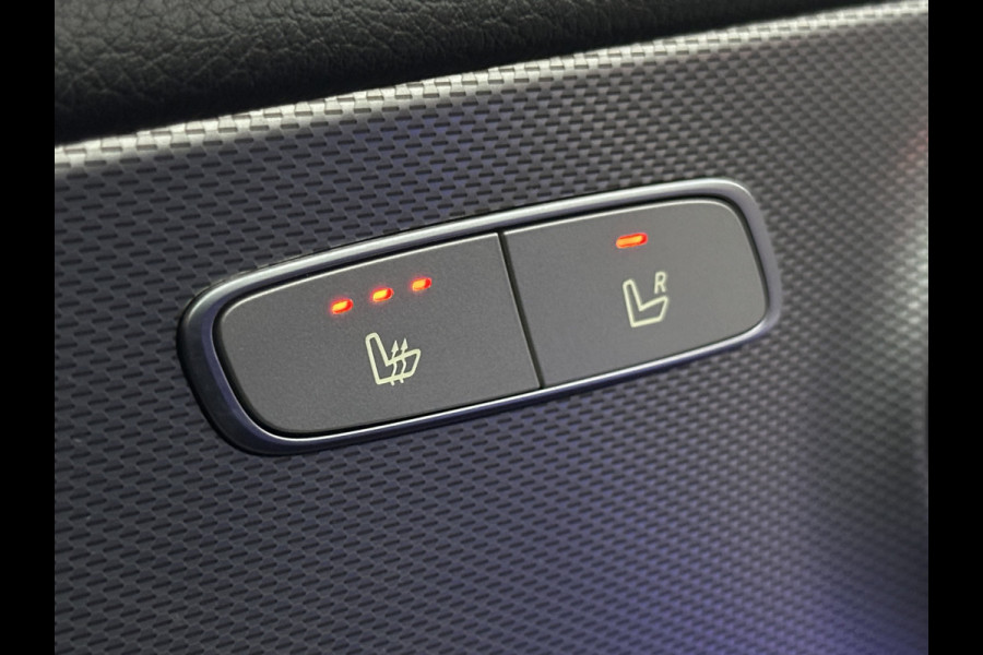 Mercedes-Benz E-Klasse 300 e 9MATIC Avantgarde Plug In Hybrid 320pk UNIEK 42.495km PHEV | Trekhaak af Fabriek | Camera | Sportstoelen Verwarmd | Apple Carplay | Led Koplampen |