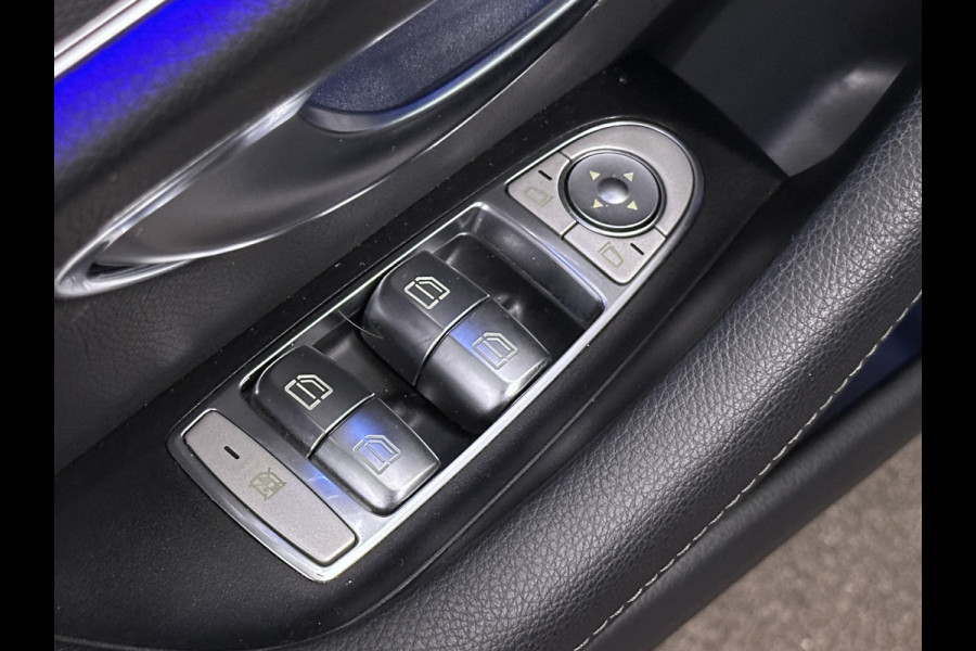 Mercedes-Benz E-Klasse 300 e 9MATIC Avantgarde Plug In Hybrid 320pk UNIEK 42.495km PHEV | Trekhaak af Fabriek | Camera | Sportstoelen Verwarmd | Apple Carplay | Led Koplampen |
