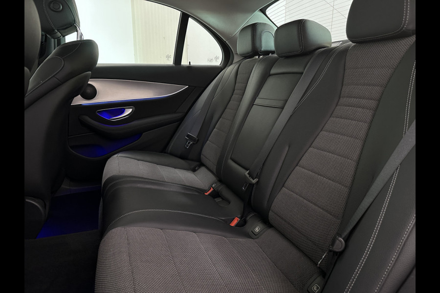 Mercedes-Benz E-Klasse 300 e 9MATIC Avantgarde Plug In Hybrid 320pk UNIEK 42.495km PHEV | Trekhaak af Fabriek | Camera | Sportstoelen Verwarmd | Apple Carplay | Led Koplampen |