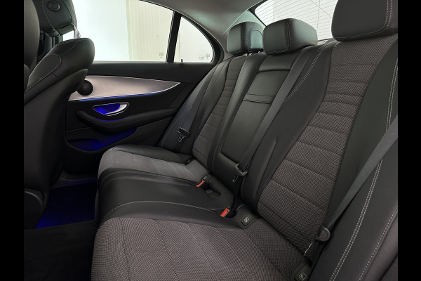 Mercedes-Benz E-Klasse 300 e 9MATIC Avantgarde Plug In Hybrid 320pk UNIEK 42.495km PHEV | Trekhaak af Fabriek | Camera | Sportstoelen Verwarmd | Apple Carplay | Led Koplampen |