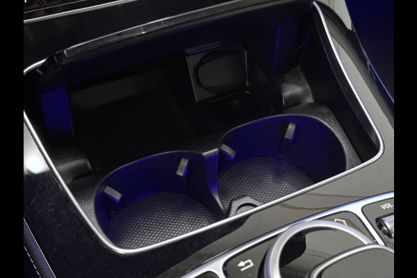 Mercedes-Benz E-Klasse 300 e 9MATIC Avantgarde Plug In Hybrid 320pk UNIEK 42.495km PHEV | Trekhaak af Fabriek | Camera | Sportstoelen Verwarmd | Apple Carplay | Led Koplampen |