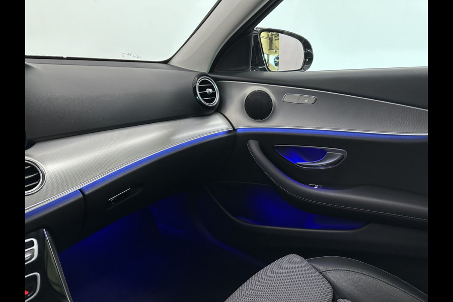 Mercedes-Benz E-Klasse 300 e 9MATIC Avantgarde Plug In Hybrid 320pk UNIEK 42.495km PHEV | Trekhaak af Fabriek | Camera | Sportstoelen Verwarmd | Apple Carplay | Led Koplampen |