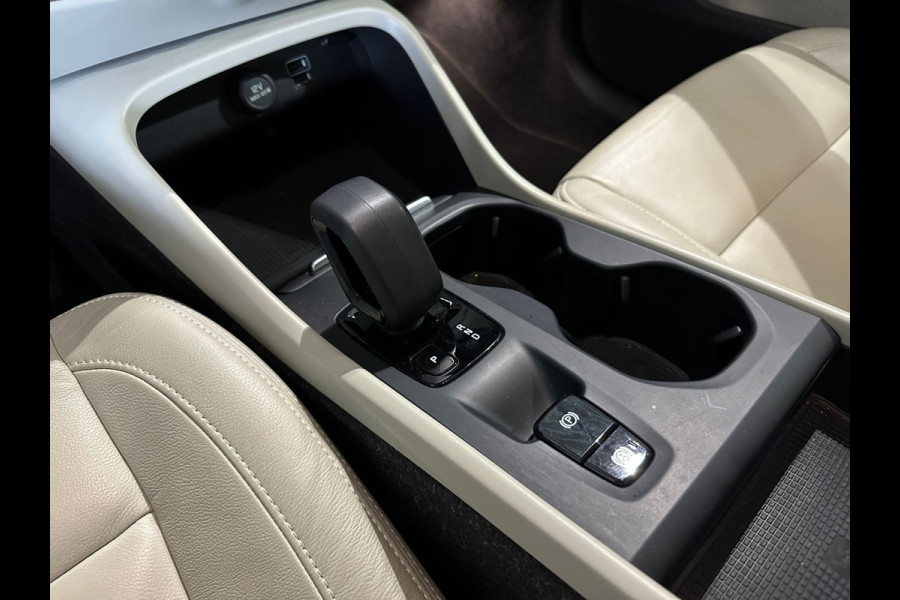 Volvo XC40 T4 Aut. Plug-In Hybrid Inscription Leder Panoramadak 211pk