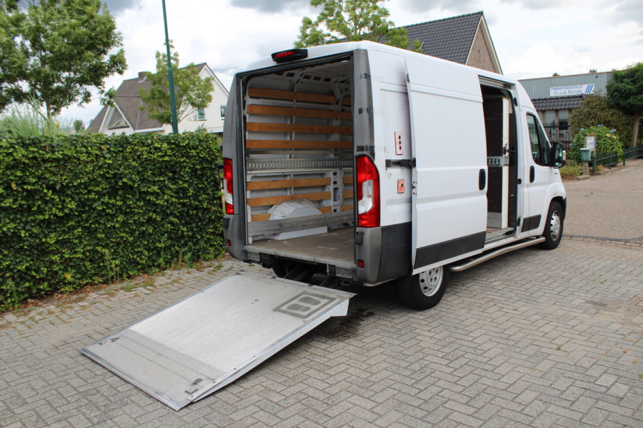 Fiat Ducato 35 2.3 MultiJet 150PK Euro6 L2H2 ✓Dhollandia Laadklep 500KG ✓ airco ✓ cruise control ✓navigatie