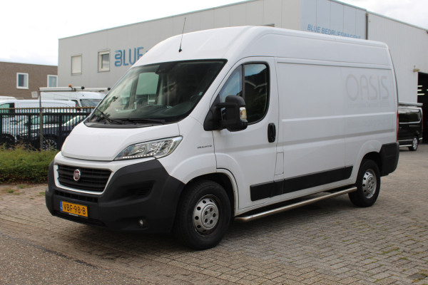 Fiat Ducato 35 2.3 MultiJet 150PK Euro6 L2H2 ✓Dhollandia Laadklep 500KG ✓ airco ✓ cruise control ✓navigatie