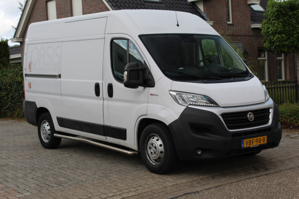 Fiat Ducato 35 2.3 MultiJet 150PK Euro6 L2H2 ✓Dhollandia Laadklep 500KG ✓ airco ✓ cruise control ✓navigatie