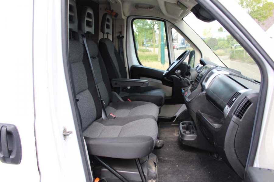 Fiat Ducato 35 2.3 MultiJet 150PK Euro6 L2H2 ✓Dhollandia Laadklep 500KG ✓ airco ✓ cruise control ✓navigatie