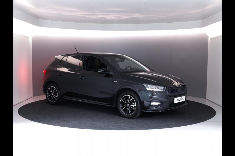 Škoda Fabia 1.0 TSI Monte Carlo 95 pk | Verlengde garantie | Navigatie via App | Parkeersensoren | Achteruitrijcamera | Apple Carplay/Android Auto | Stoelverwarming |