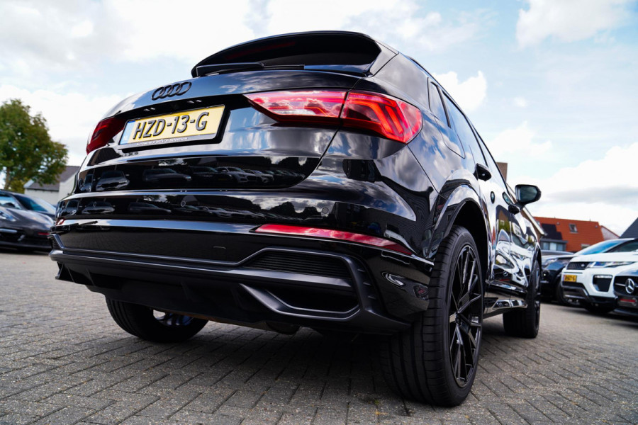 Audi Q3 45 TFSI e Business Edition | Sonos | Camera | Stuurwielverwarming Audi Q3 45 TFSI e Business Edition | Sonos | Camera | Stuurwielverwarming
