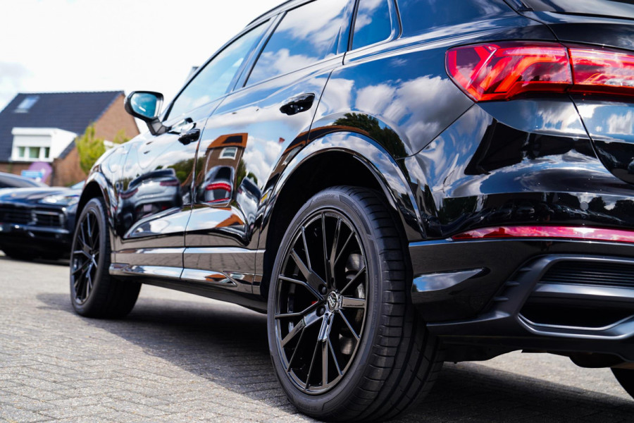 Audi Q3 45 TFSI e Business Edition | Sonos | Camera | Stuurwielverwarming Audi Q3 45 TFSI e Business Edition | Sonos | Camera | Stuurwielverwarming