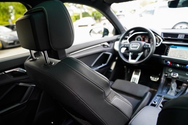 Audi Q3 45 TFSI e Business Edition | Sonos | Camera | Stuurwielverwarming Audi Q3 45 TFSI e Business Edition | Sonos | Camera | Stuurwielverwarming