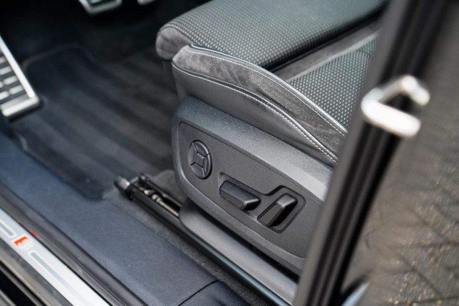 Audi Q3 45 TFSI e Business Edition | Sonos | Camera | Stuurwielverwarming Audi Q3 45 TFSI e Business Edition | Sonos | Camera | Stuurwielverwarming