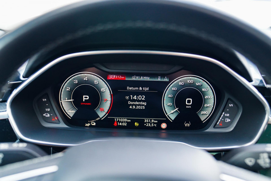 Audi Q3 45 TFSI e Business Edition | Sonos | Camera | Stuurwielverwarming Audi Q3 45 TFSI e Business Edition | Sonos | Camera | Stuurwielverwarming