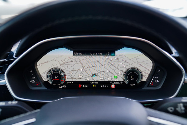 Audi Q3 45 TFSI e Business Edition | Sonos | Camera | Stuurwielverwarming Audi Q3 45 TFSI e Business Edition | Sonos | Camera | Stuurwielverwarming