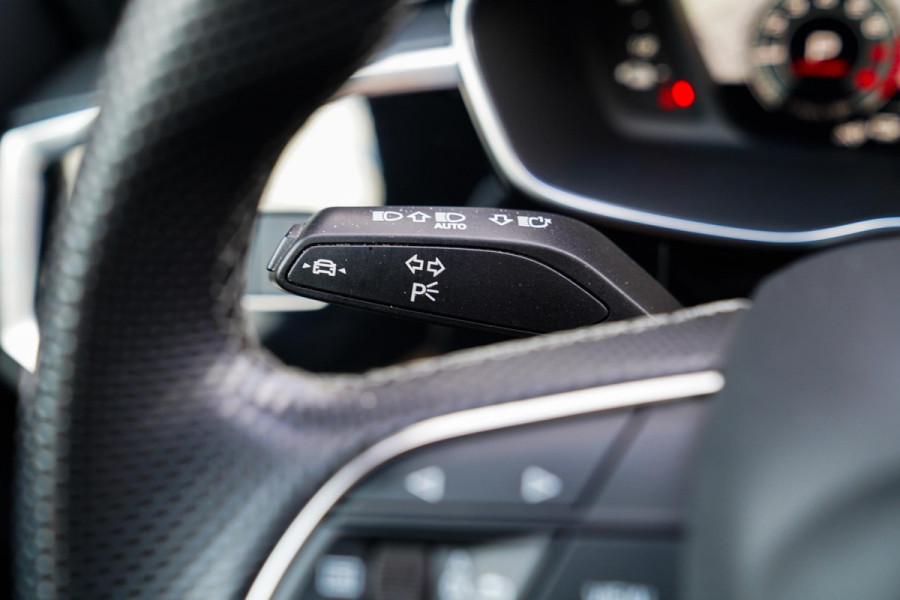 Audi Q3 45 TFSI e Business Edition | Sonos | Camera | Stuurwielverwarming Audi Q3 45 TFSI e Business Edition | Sonos | Camera | Stuurwielverwarming