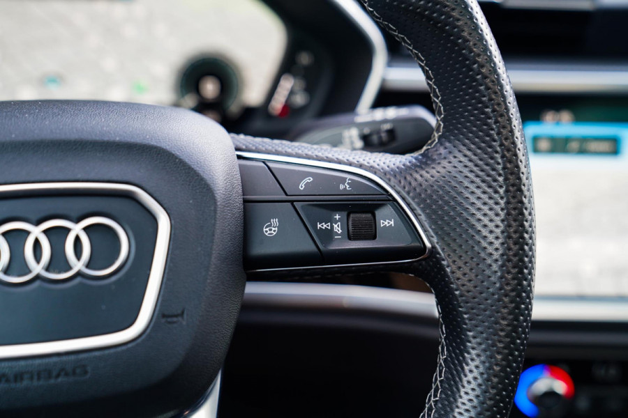 Audi Q3 45 TFSI e Business Edition | Sonos | Camera | Stuurwielverwarming Audi Q3 45 TFSI e Business Edition | Sonos | Camera | Stuurwielverwarming