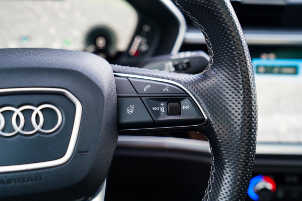 Audi Q3 45 TFSI e Business Edition | Sonos | Camera | Stuurwielverwarming Audi Q3 45 TFSI e Business Edition | Sonos | Camera | Stuurwielverwarming