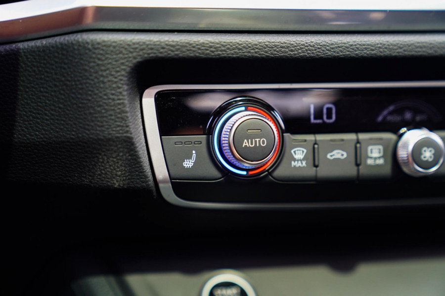 Audi Q3 45 TFSI e Business Edition | Sonos | Camera | Stuurwielverwarming Audi Q3 45 TFSI e Business Edition | Sonos | Camera | Stuurwielverwarming