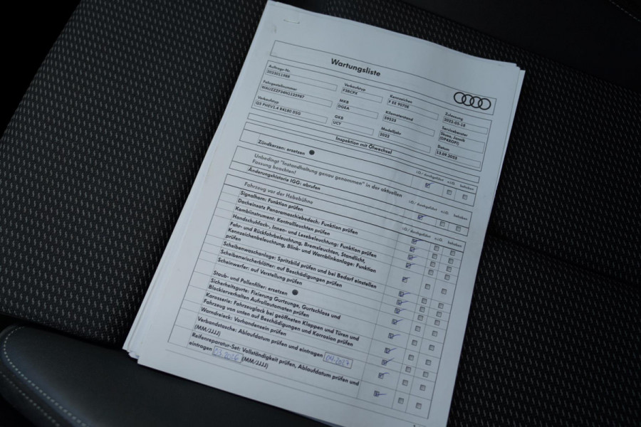 Audi Q3 45 TFSI e Business Edition | Sonos | Camera | Stuurwielverwarming Audi Q3 45 TFSI e Business Edition | Sonos | Camera | Stuurwielverwarming