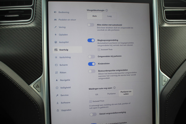 Tesla Model X 100D 6p. / SoH 89.8% / Autopilot / Trekhaak / Panoramadak / 20'' / Luxe Leder / Luchtvering