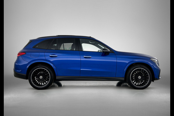Mercedes-Benz GLC 200 4MATIC AMG Line Panoramadak | Multispaaks lichtmetalen velgen | Head-up | Trekhaak elct. wegklapb Inclusief 24 maanden MB Certified garantie voor Europa.