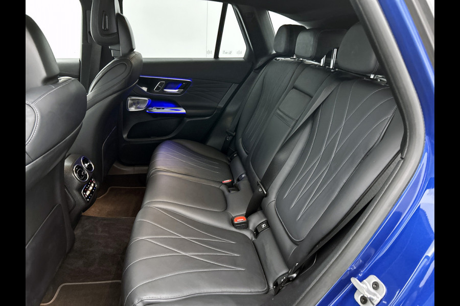 Mercedes-Benz GLC 200 4MATIC AMG Line Panoramadak | Multispaaks lichtmetalen velgen | Head-up | Trekhaak elct. wegklapb Inclusief 24 maanden MB Certified garantie voor Europa.