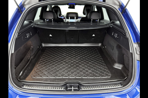 Mercedes-Benz GLC 200 4MATIC AMG Line Panoramadak | Multispaaks lichtmetalen velgen | Head-up | Trekhaak elct. wegklapb Inclusief 24 maanden MB Certified garantie voor Europa.