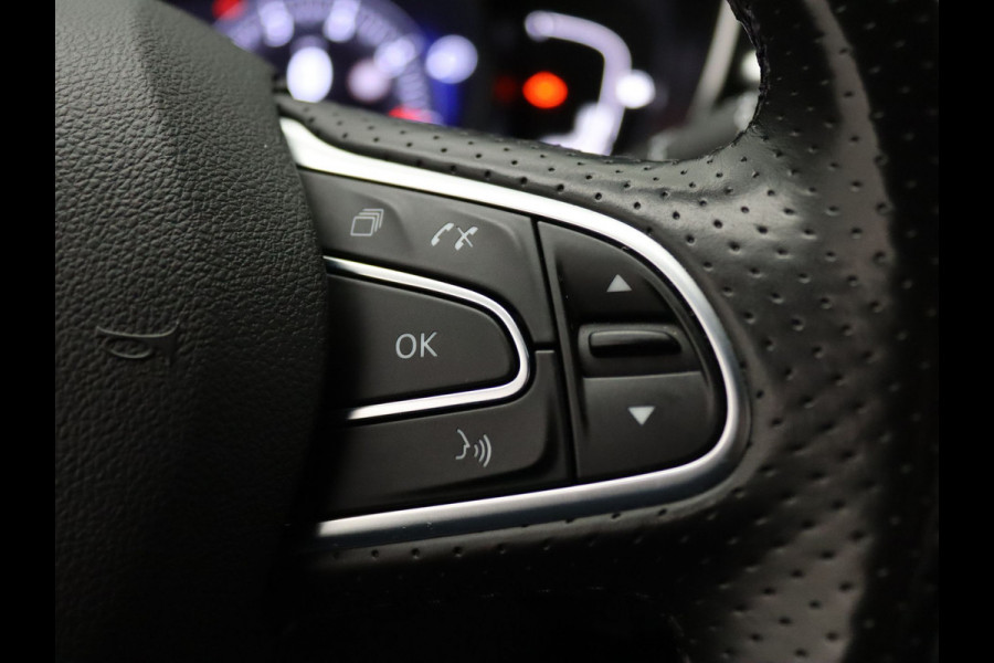 Renault Kadjar 160pk TCe Black Edition Automaat Camera | Cruise | Navi | Parkeersens. v+a | Stoelverw.