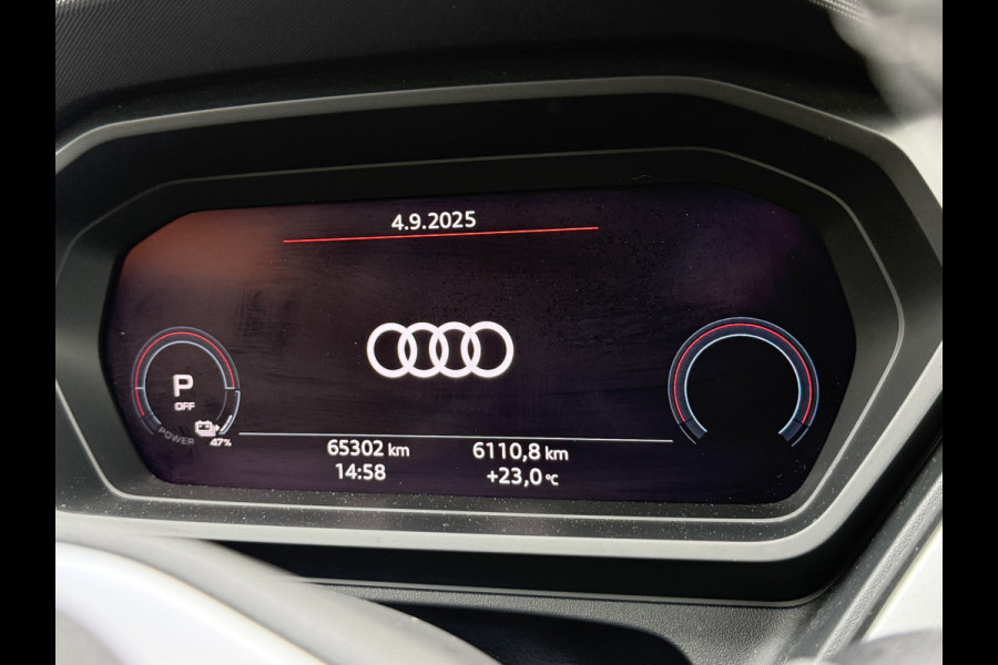 Audi Q4 e-tron 35 Launch edition Advanced 55 kWh | Trekhaak | Apple carplay | 20''Inch