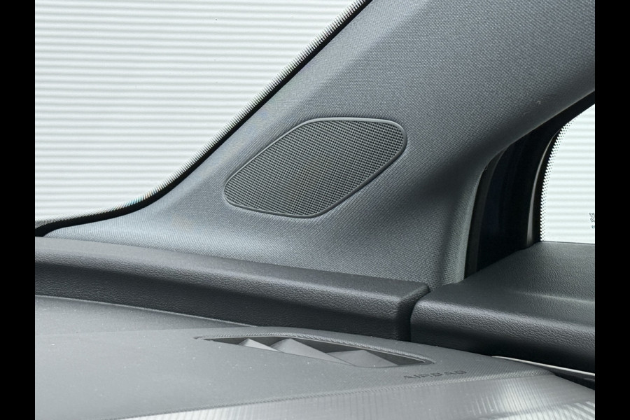 Audi Q4 e-tron 35 Launch edition Advanced 55 kWh | Trekhaak | Apple carplay | 20''Inch