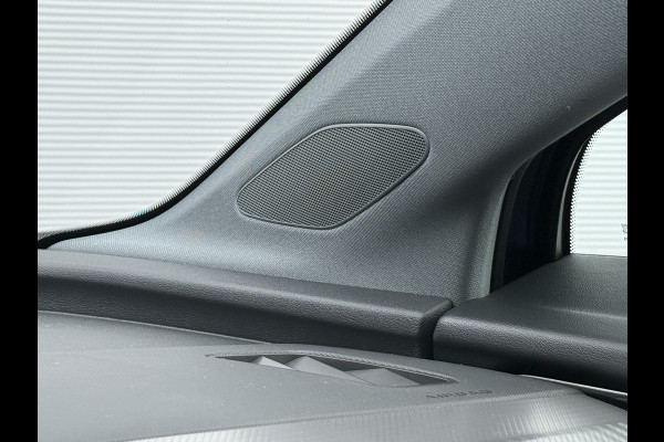 Audi Q4 e-tron 35 Launch edition Advanced 55 kWh | Trekhaak | Apple carplay | 20''Inch