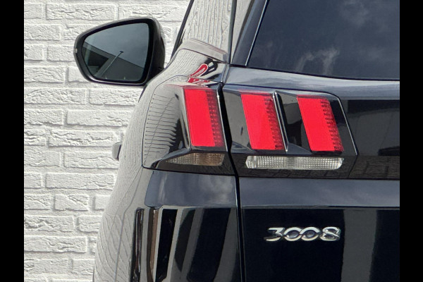 Peugeot 3008 1.2 PureTech AGC Allure Cruise control Climate control Keyless Navigatie Apple / Android Parkeersenoren voor/achter