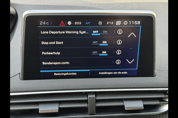 Peugeot 3008 1.2 PureTech AGC Allure Cruise control Climate control Keyless Navigatie Apple / Android Parkeersenoren voor/achter