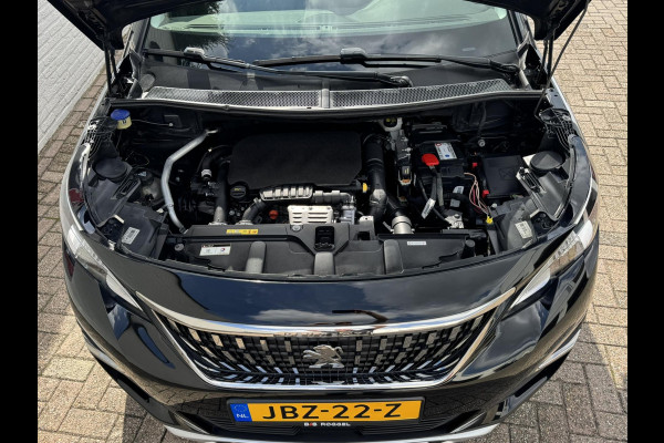 Peugeot 3008 1.2 PureTech AGC Allure Cruise control Climate control Keyless Navigatie Apple / Android Parkeersenoren voor/achter