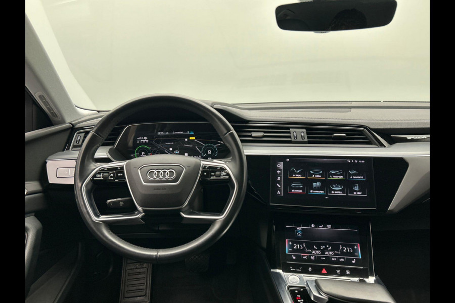 Audi e-tron E-tron 55 quattro 95 kWh Leder Camera Apple/Carplay