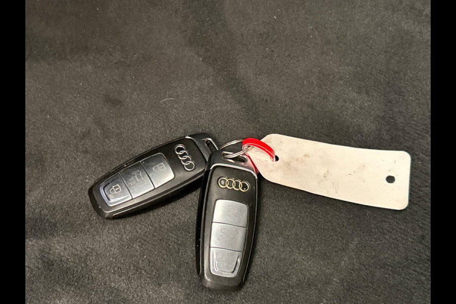 Audi e-tron E-tron 55 quattro 95 kWh Leder Camera Apple/Carplay