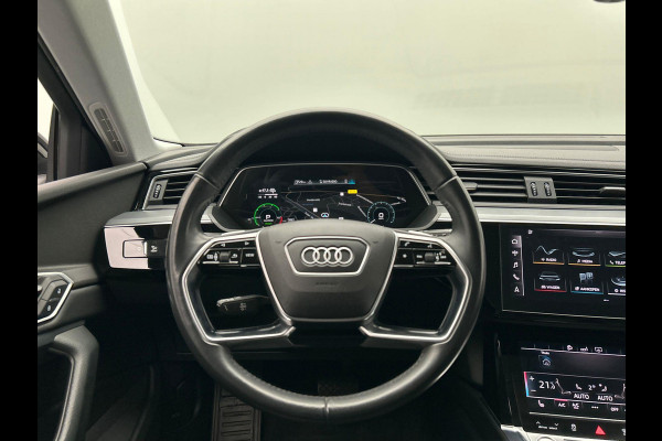 Audi e-tron E-tron 55 quattro 95 kWh Leder Camera Apple/Carplay