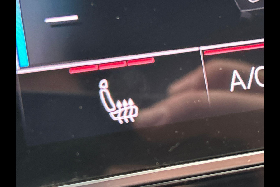 Audi e-tron E-tron 55 quattro 95 kWh Leder Camera Apple/Carplay