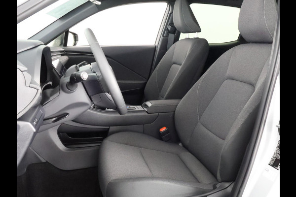 Lexus LBX Business Line Bi-Tone 2WD | Dodehoek detectie | Stuur- & Stoelverwarming | Navigatie | Parkeersensoren
